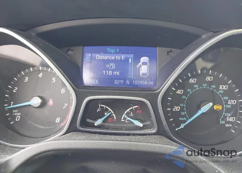 2013 Ford Focus Se z USA, uszkodzony, nr VIN 1FADP3K28DL203046